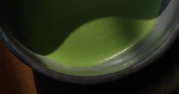 Matcha dobrej jakości: po czym ją poznać, zanim zapłacisz